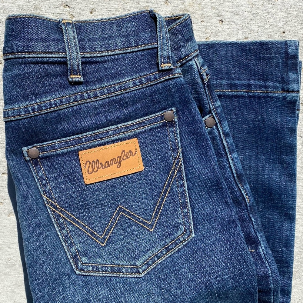 Wrangler - Exaggerated Boot - High Rise Jeans